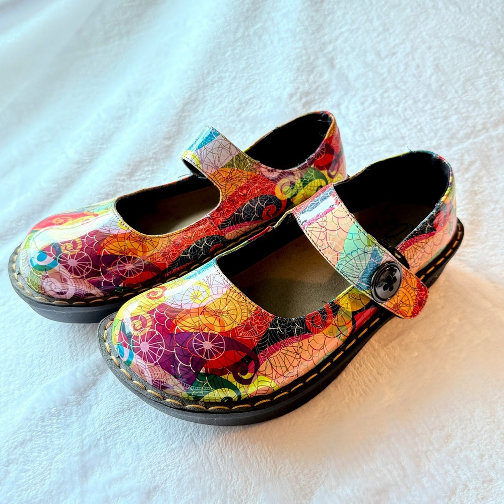 Savvy Jane Clogs Womens 8 M Happy Doodle Mary Jane Slip Resistant Nursing Shoes